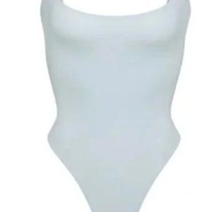 (2205) NWT SKIMS FITS EVERYBODY THONG CAMI BODYSUIT in IRIS BLUE **RARE**